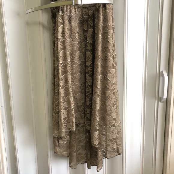 Nude floral lace High Low Dress - Picture 4 of 7